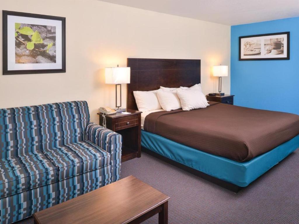 Americas Best Value Inn - Бейтсвіль Екстер'єр фото